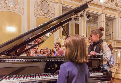 TIP: sound cardboard of the Mozarteum Foundation Salzburg | Salzburg