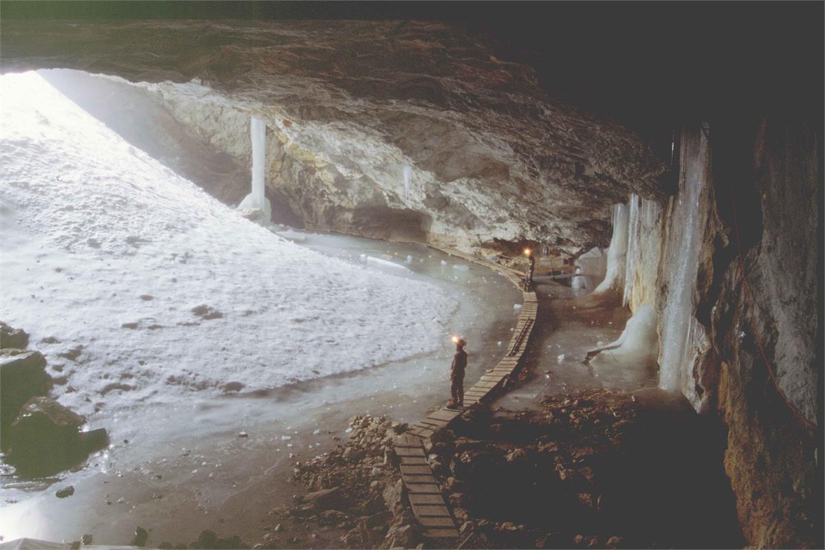 Schellenberger Eishöhle | Berchtesgaden